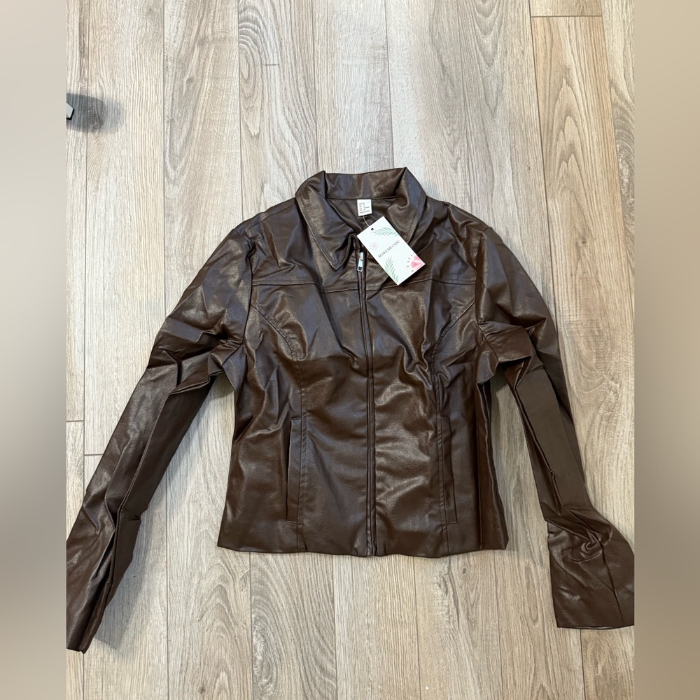 New leather jacket brown size medium